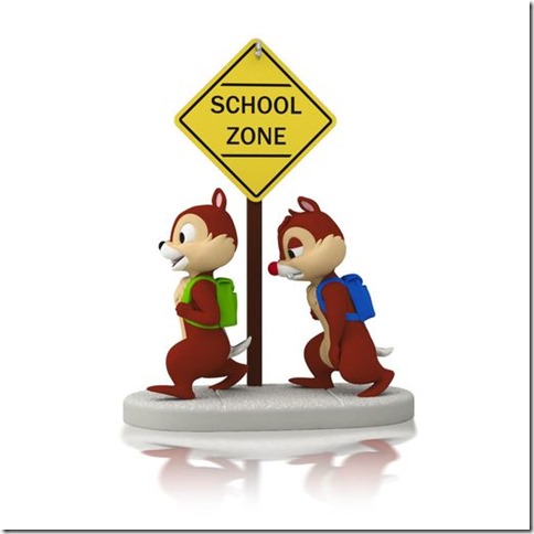 school-time-for-chipmunks-root-1295qha1023_1470_1