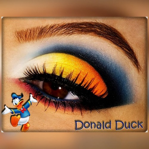 donald-duck-inspired-look_look_84c5aa4664f95958a0802e5e258e5d59_look