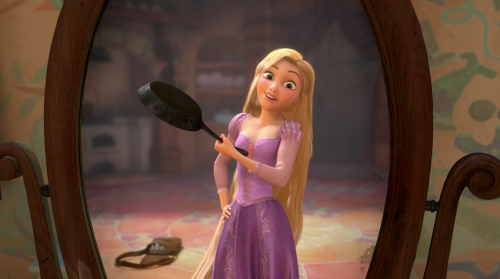 Frying-Pan-from-Tangled-An-Appreciation-Post-Rapunzel-3
