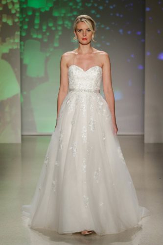 Alfred Angelo Spring 2017 Bridal Show With Disney Weddings