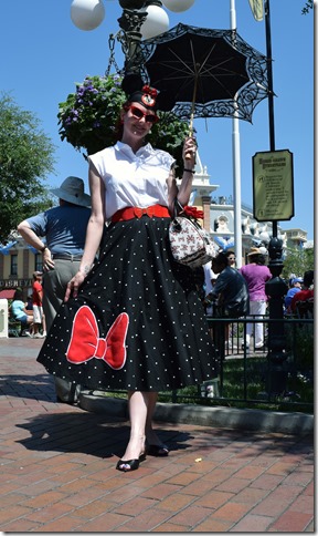 Now This Is How You Dress To Celebrate Disneyland's 60th Birthday!